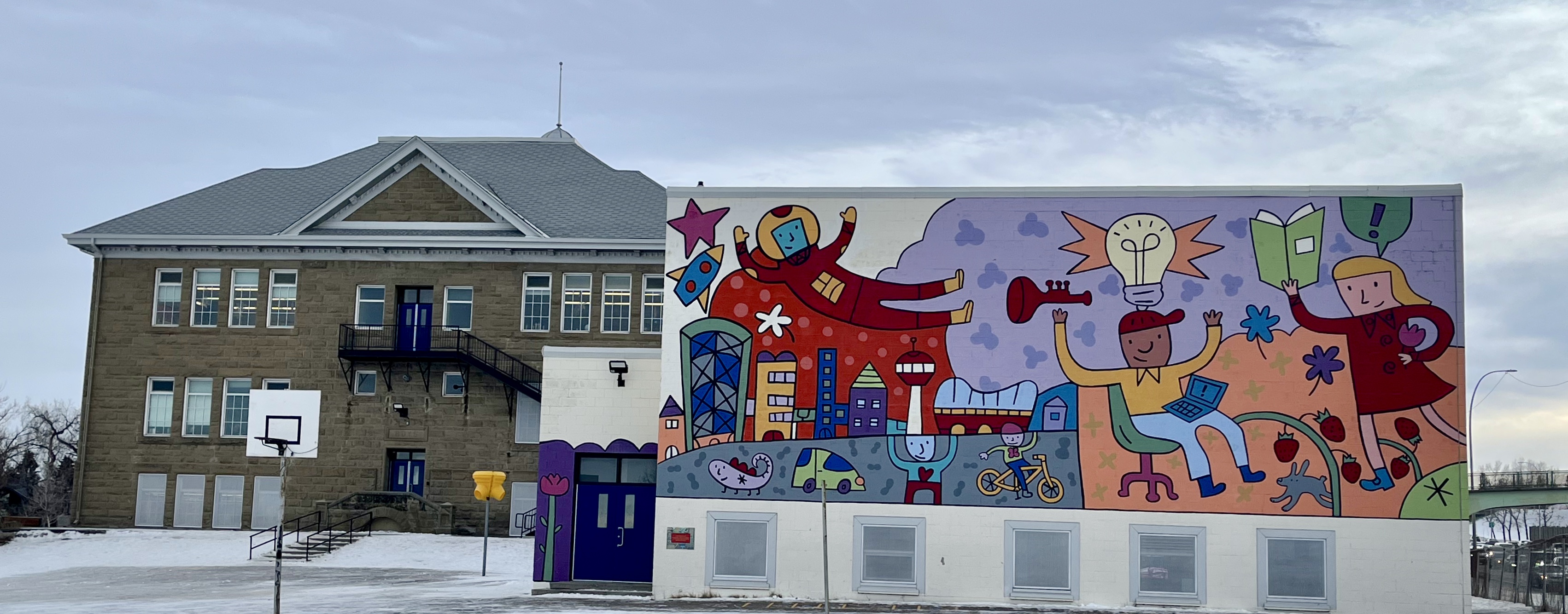 Historic sandstone school, urban art, mural, Sunalta, urban explorer