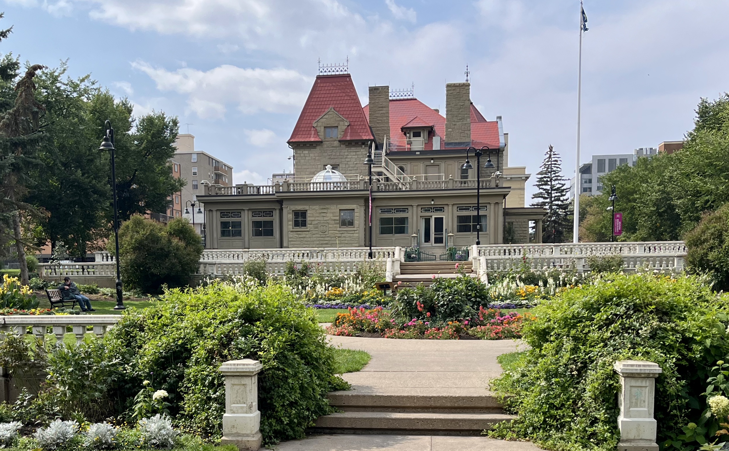 Calgary, urban, exploring, destination, walk, tourism, park