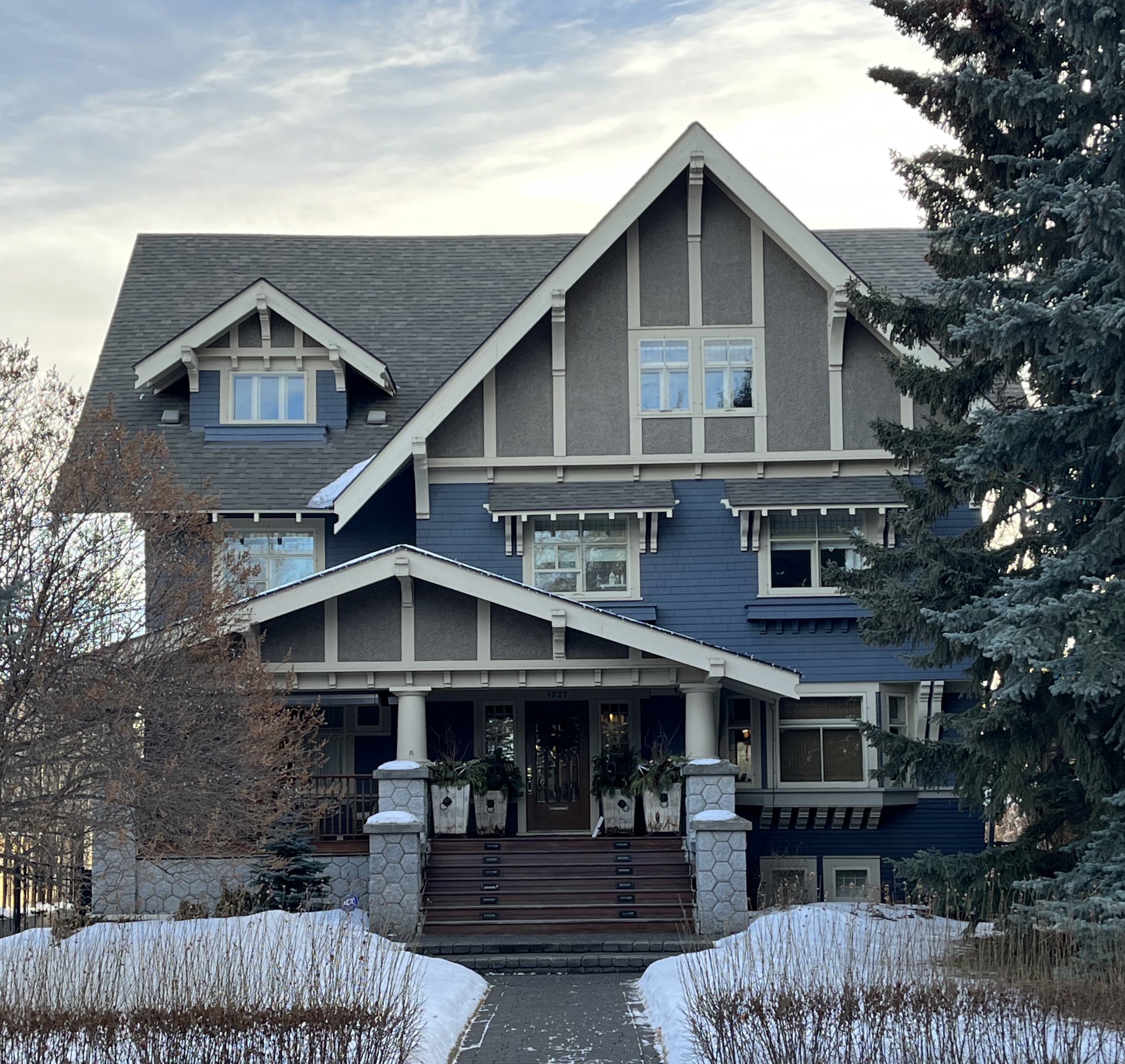 Urban hiking, explore, Mount Royal, Historic Resources