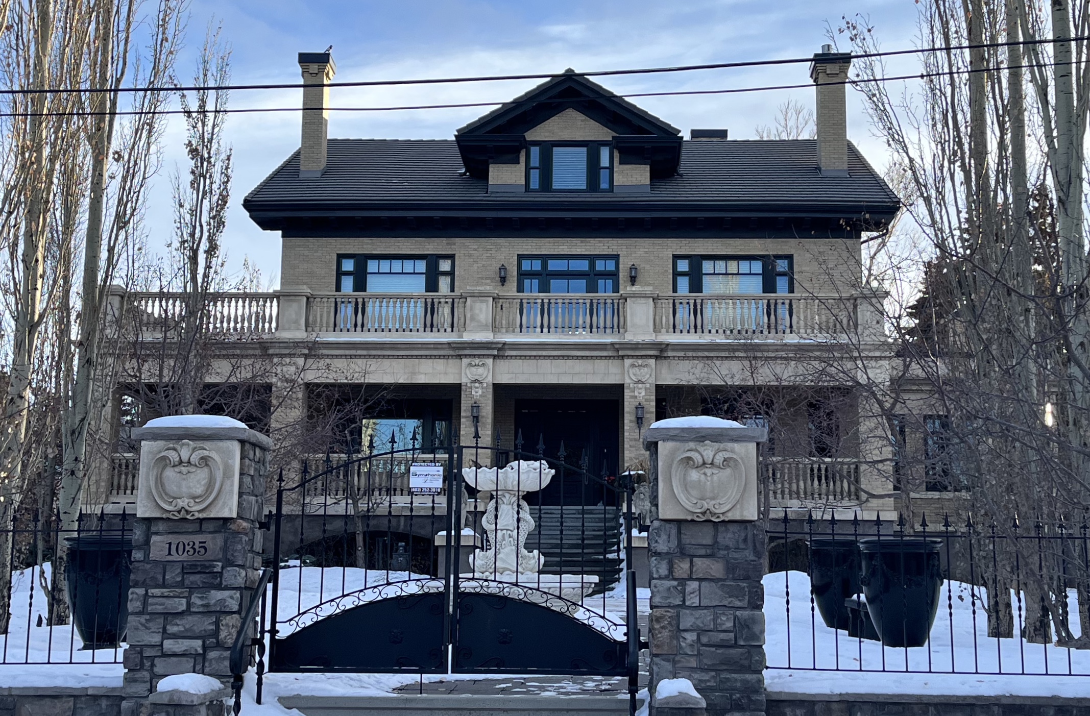 Urban hiking, explore, Mount Royal, Historic Resources