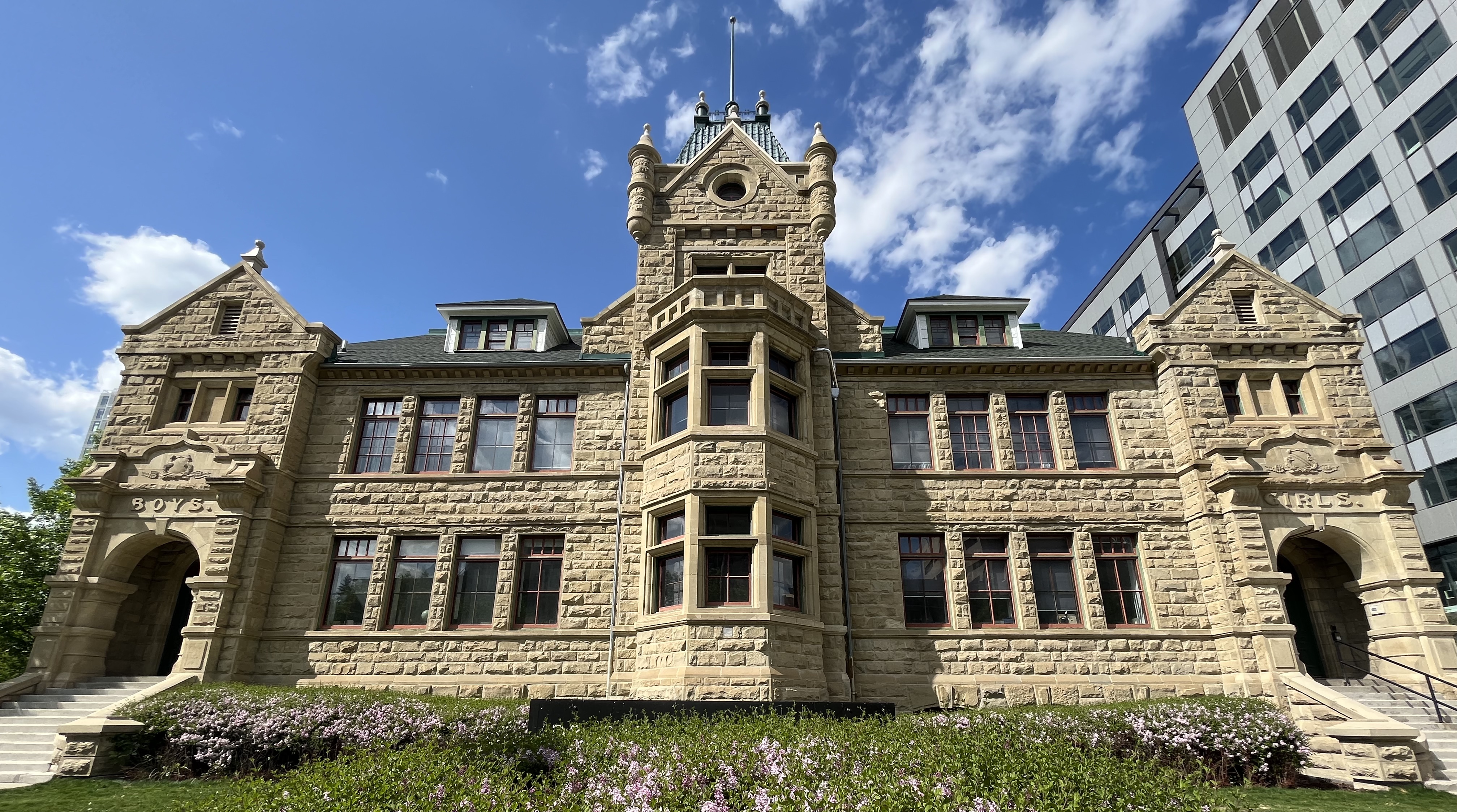 Sandstone city, school, urban exploring, history, Dodd, tour