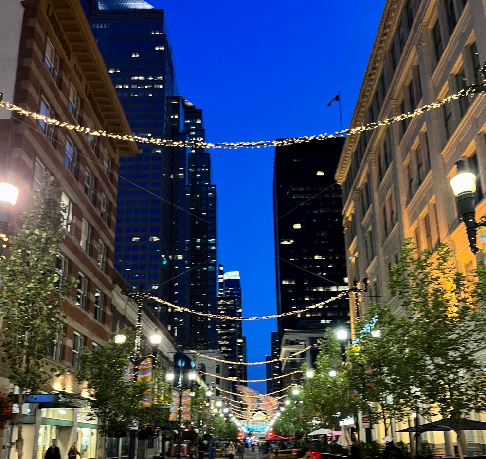 Calgary, urban, exploring, walk, destination,