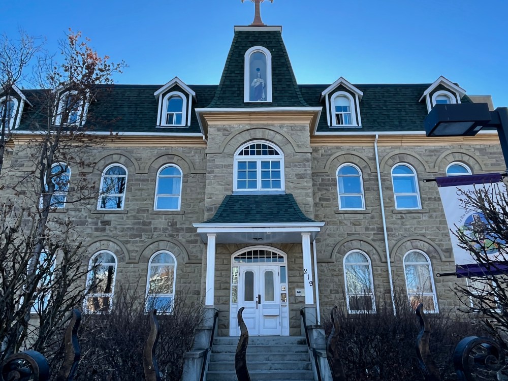 urban, exploring, walk, French, Calgary, architecture